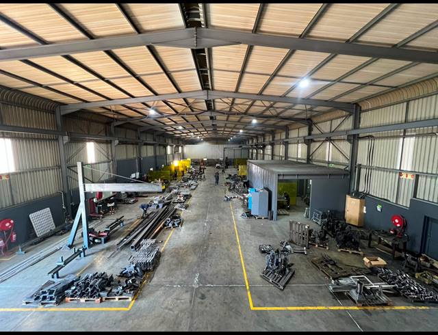 5,646M² WAREHOUSE TO LET IN KNOPJESLAAGTE